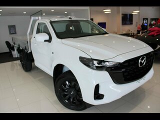 2025 Mazda BT-50 Mazda G 6AUTO 3.0L SINGLE CHASSIS XT 4X2 Cab Chassis (Ice White) New Car Thumbnail